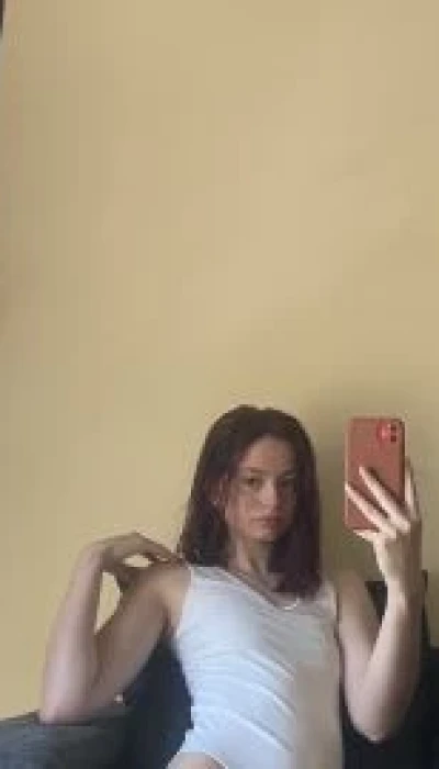 Yasmín