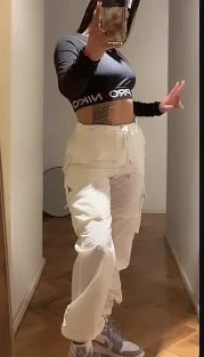Mia