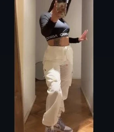 Mia