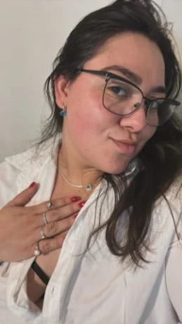 Pili