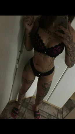 Laura Tatuada