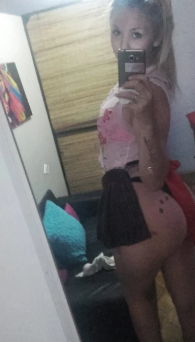 Mia