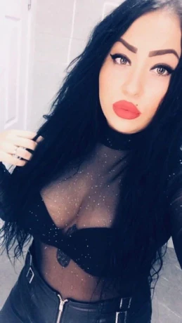 Aysha Ganz Neu